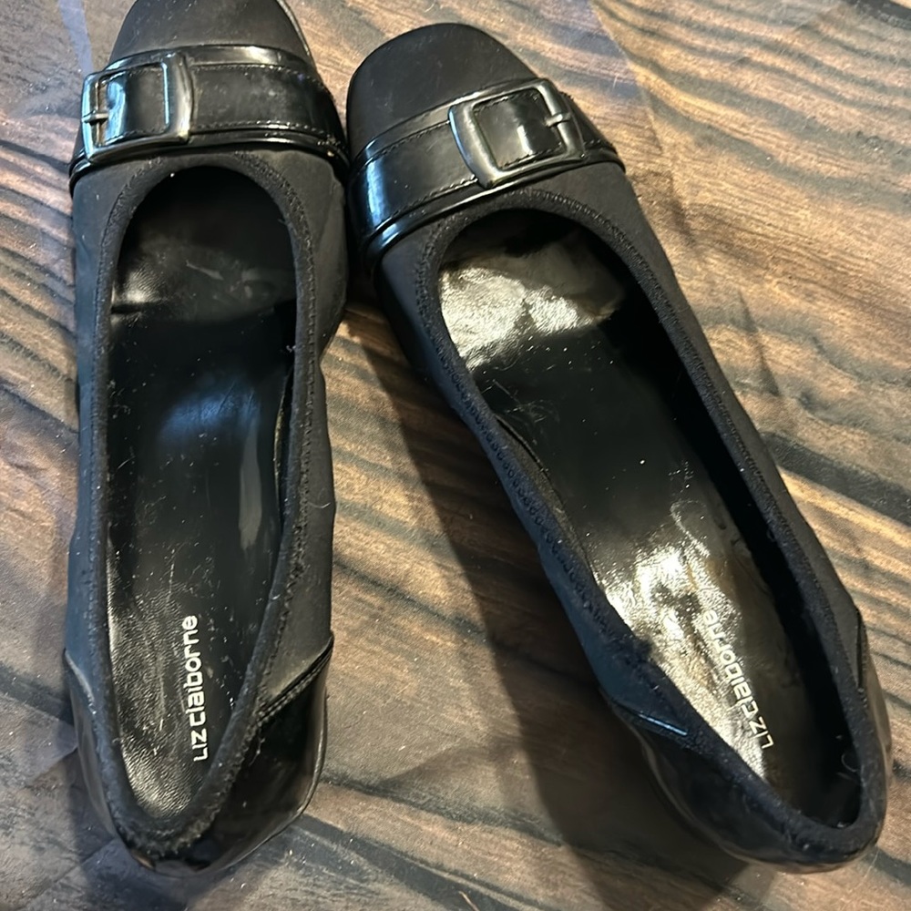 Liz Claiborne black dress shoes 9